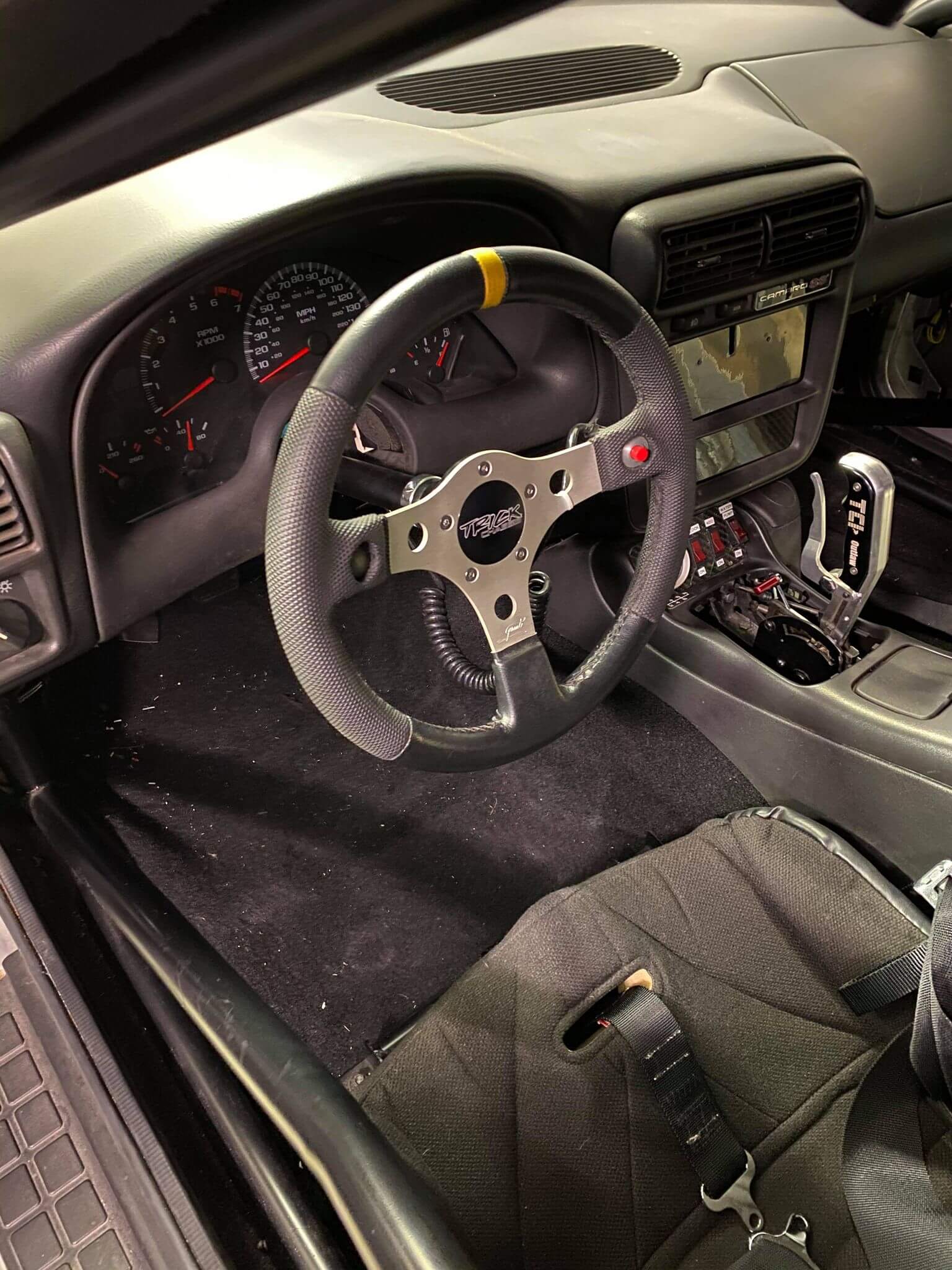 F body outlet steering column
